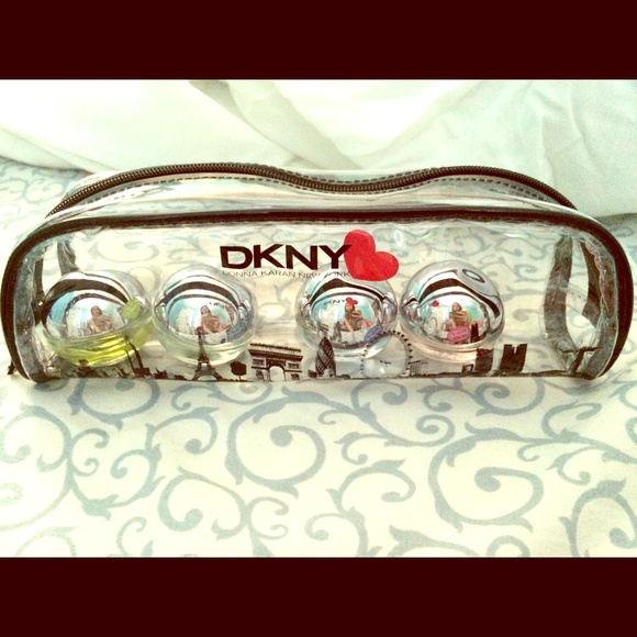 DKNY Mini Perfume Set