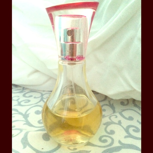 Paris Hilton Can Can Perfume