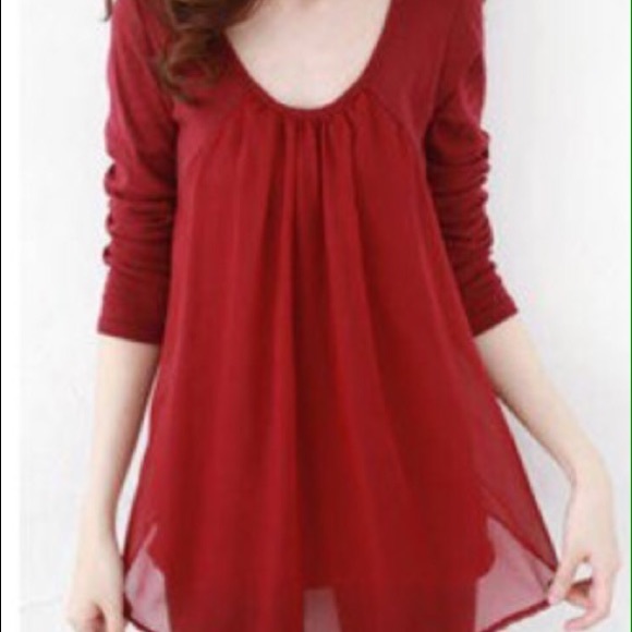 NWOT Super cute scoop collar chiffon top