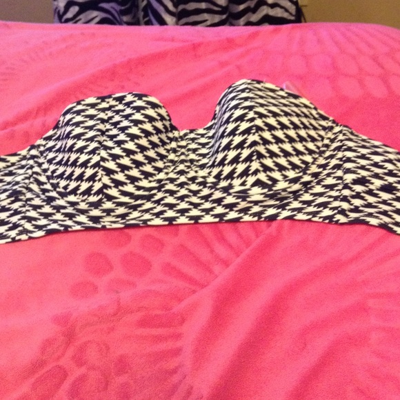 Bathing suit top