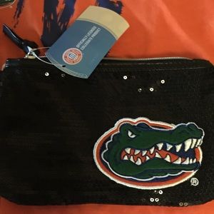 Really cute wristlet NWT. SOLD