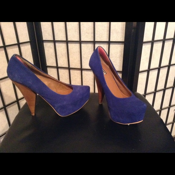 matiko blue suede heels