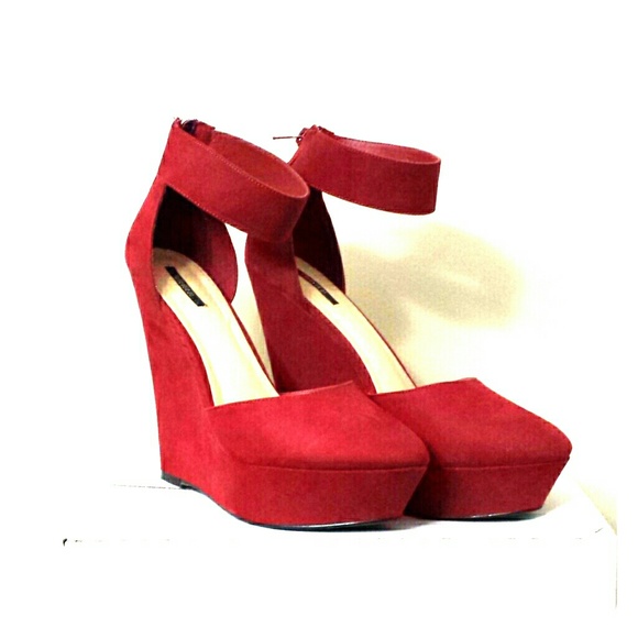❌RESERVED FOR JASMINESX❌ Deep Red Platform Wedges