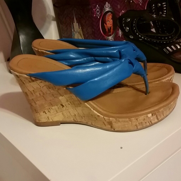 Blue sandal wedges