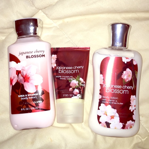 Japanese Cherry Blossom B&BW Lotion Set