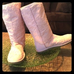 Pink Ugg Type boots.