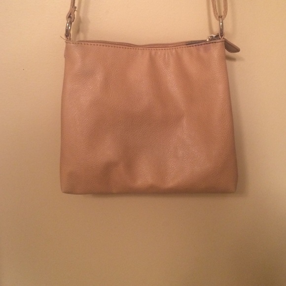 SOLD!!Nine West Nude Crossbody - Picture 2 of 4