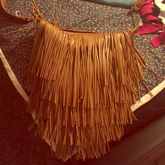 Moccasin fringe purse