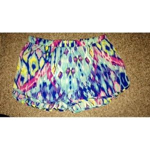 patterned flowy shorts