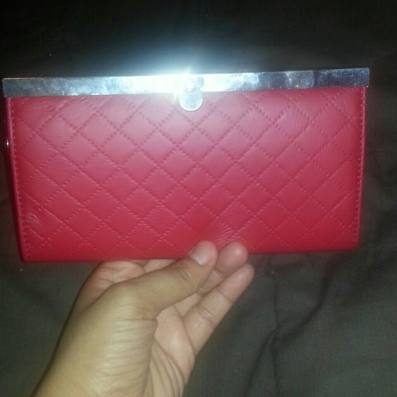 Red Clutch