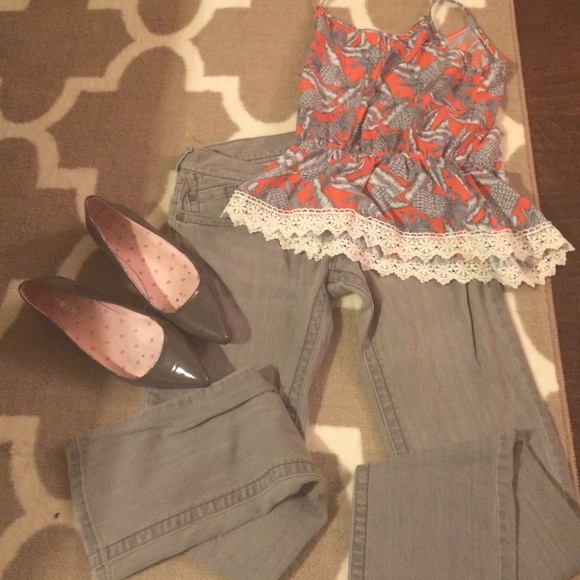 Grey roxy size 5 skinny jeans