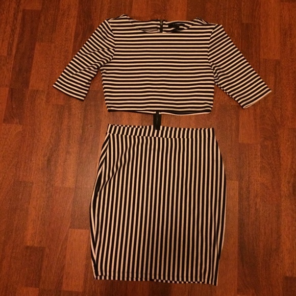 Zipper attached two piece