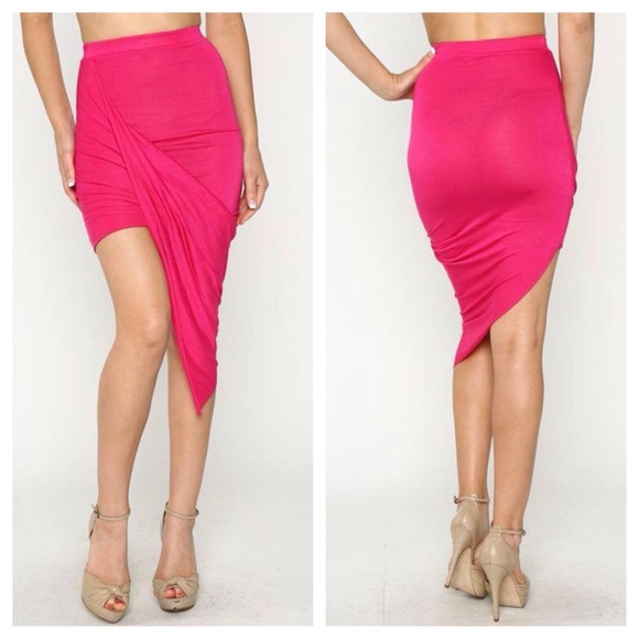 Dresses & Skirts - Asymmetrical skirt