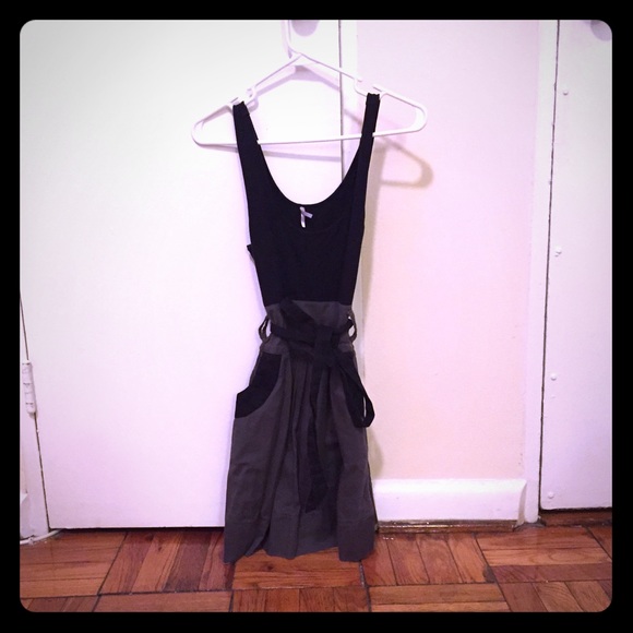 ⬇️SALE Black and grey tank dress w tie waist