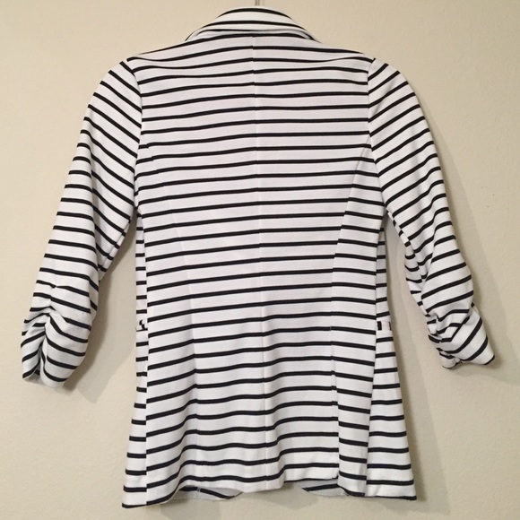 Charlotte Russe Jackets & Coats - Charlotte Russe Ponte Knit Striped Blazer Size S Charlotte Russe Jackets & Coats - Charlotte Russe Ponte Knit Striped Blazer Size S