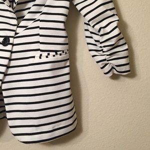 Charlotte Russe Jackets & Coats - Charlotte Russe Ponte Knit Striped Blazer Size S Charlotte Russe Jackets & Coats - Charlotte Russe Ponte Knit Striped Blazer Size S