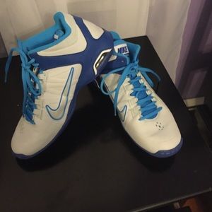 Nike women's basketball sneakers