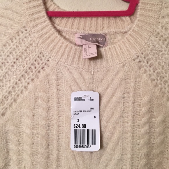 Forever 21 Sweaters - NWT Forever 21 Cream Cable Knit Sweater Sz S Forever 21 Sweaters - NWT Forever 21 Cream Cable Knit Sweater Sz S
