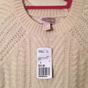 Forever 21 Sweaters - NWT Forever 21 Cream Cable Knit Sweater Sz S Forever 21 Sweaters - NWT Forever 21 Cream Cable Knit Sweater Sz S