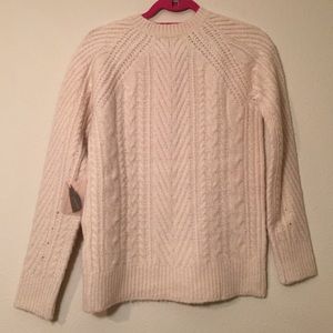 Forever 21 Sweaters - NWT Forever 21 Cream Cable Knit Sweater Sz S Forever 21 Sweaters - NWT Forever 21 Cream Cable Knit Sweater Sz S