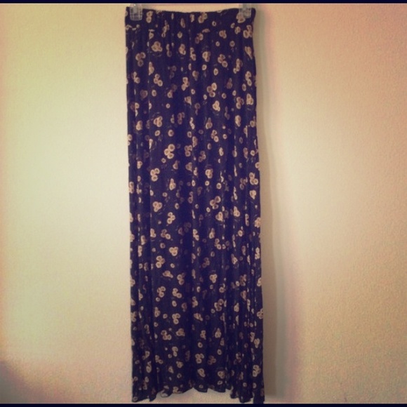 Brandy Melville sunflower maxi skirt - Picture 1 of 1