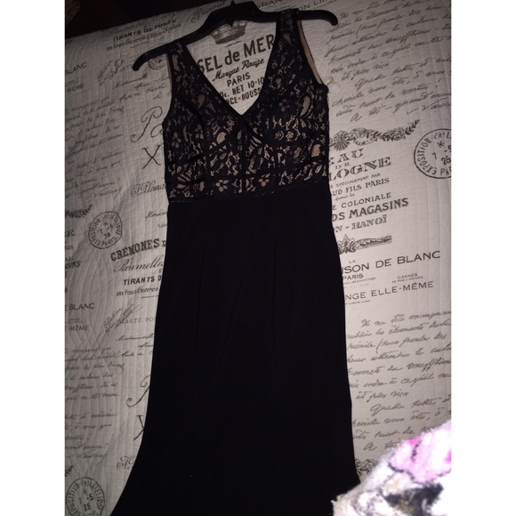 Cache Dresses & Skirts - Mermaid caché black prom dress