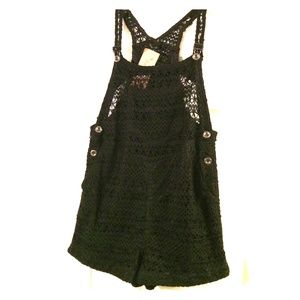 Honey Punch black lace Romper
