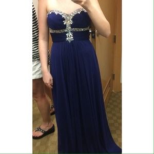 BRAND NEW NEVER WORN deep purple cache prom dress