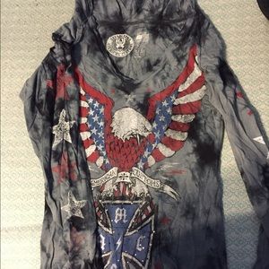 Long sleeve BEAUTIFUL affliction top! LOVE! 😍