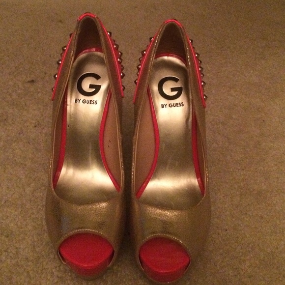 Heels - Picture 1 of 4