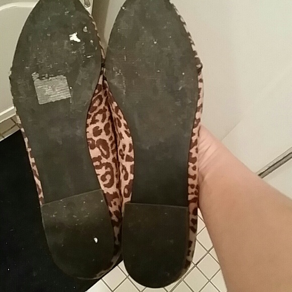 Leopard flats - Picture 2 of 4