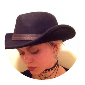 Beautiful black Sun Hat