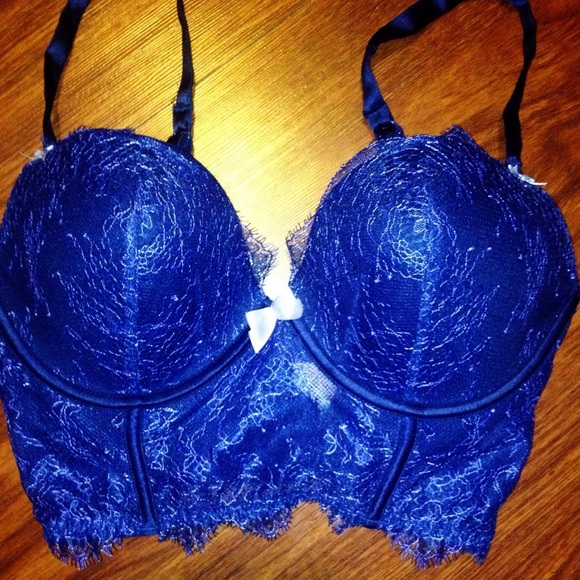 VS lace bra