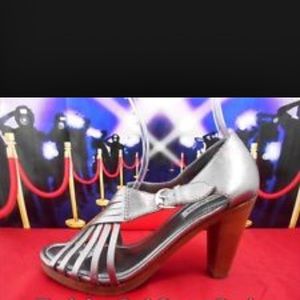 Steve Madden Raquel Sandals