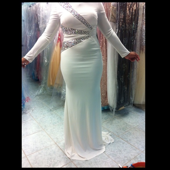 PROM DRESS
