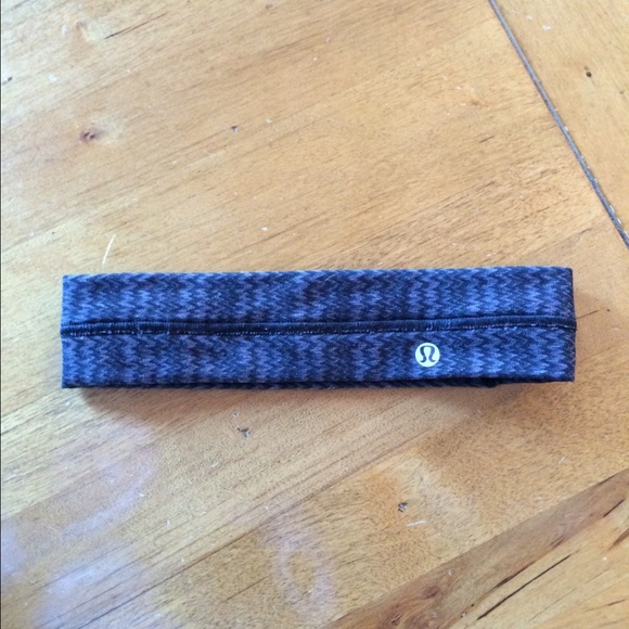 bundle: lululemon headbands