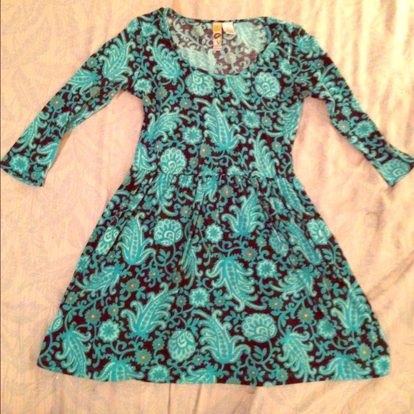 🚫SOLD🚫 Cute patterned dress, size medium
