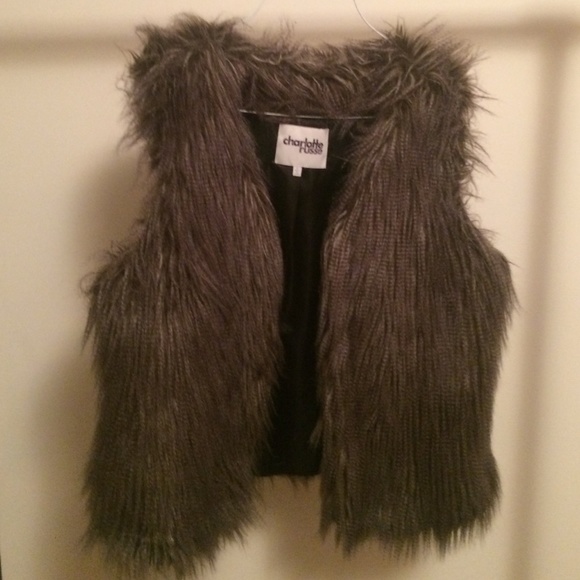 CHARLOTTE RUSSE FUR VEST