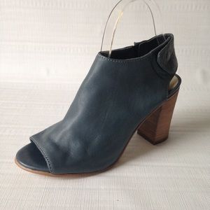 STEVE MADDEN Nonstop heel mule open toe Sz.6