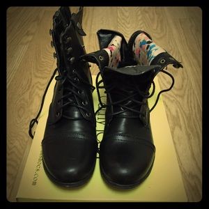 NEW combat boots! 🎉😆