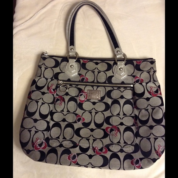 **on hold!!** Authentic Coach Purse