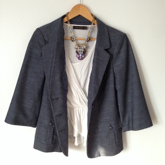 Limited white sleeveless top