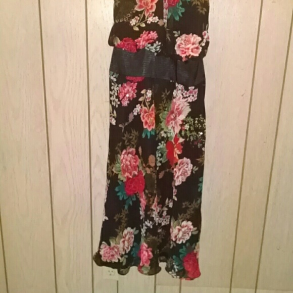 Dress - Picture 3 of 4