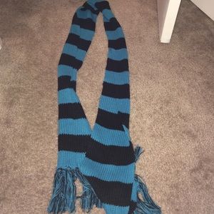 Stripe scarf