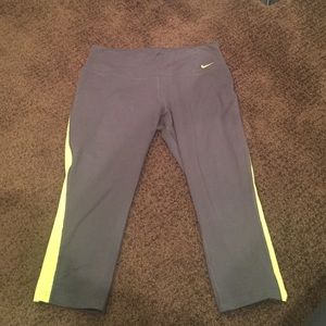 Nike capris