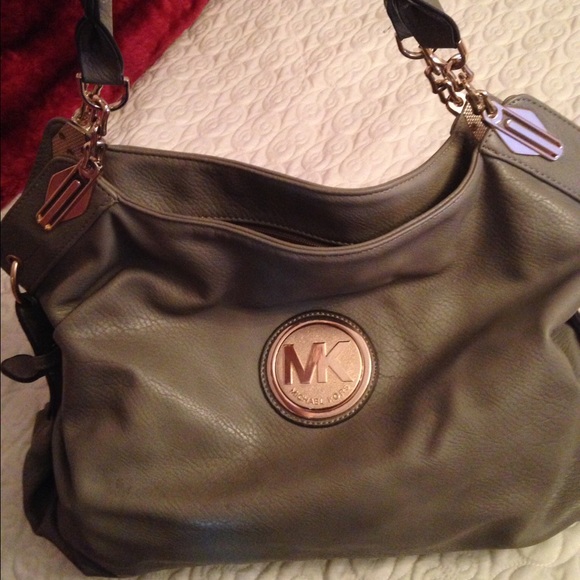 Like new MK purse!