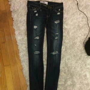 Hollister ripped skinny jeans