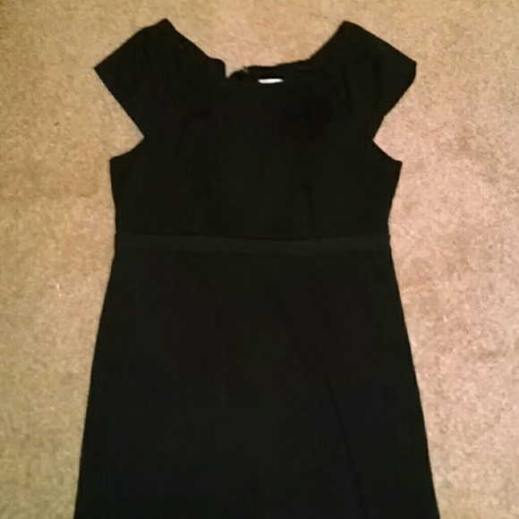 Dress - Picture 3 of 4