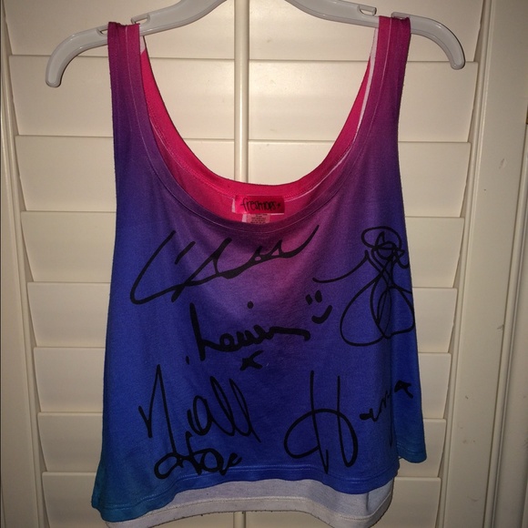 One direction signature crop top