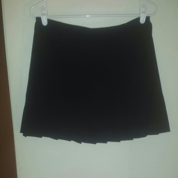 Hybrid Business Pleated Skirt - Picture 1 of 2